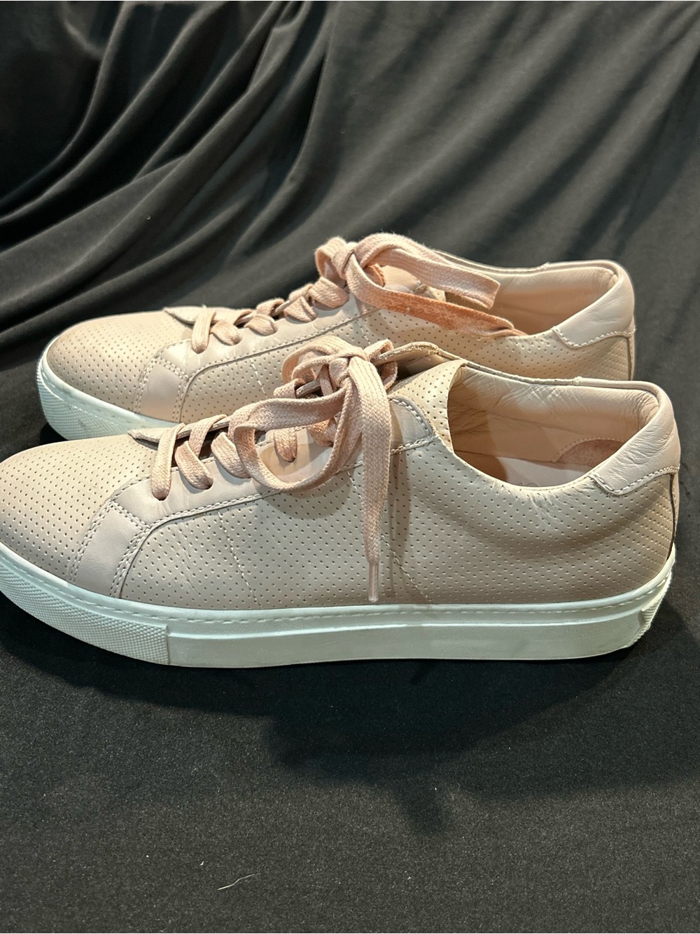 GREATS Made In Italy Pink Leather Perforated Sneaker size 7